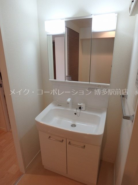 洗面設備　※写真は別間取りタイプ