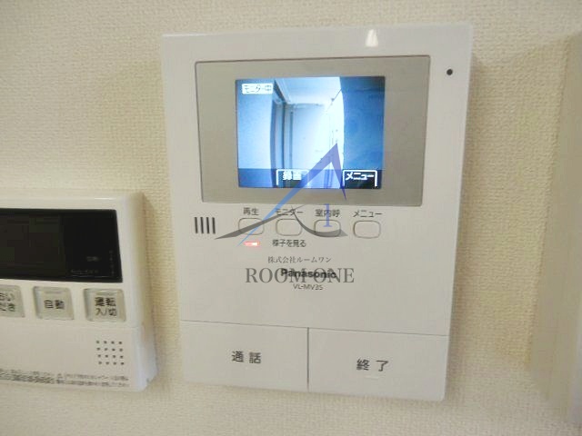 セキュリティ　モニター付きインターホンです。