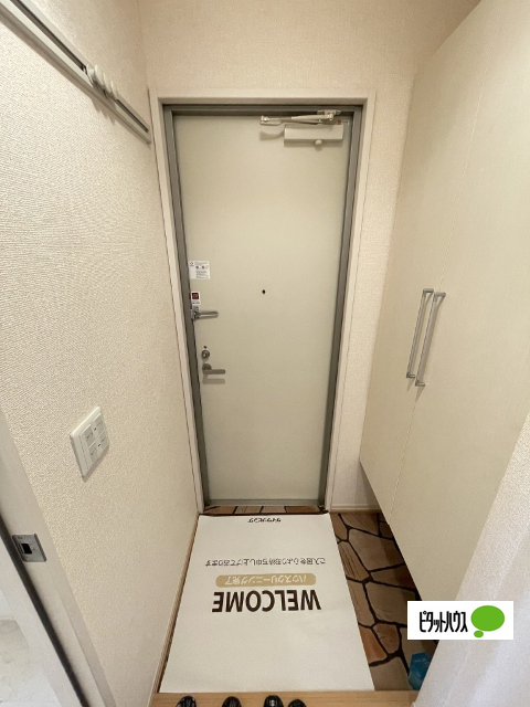 玄関　他のお部屋の写真です