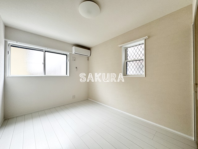 居室・リビング　開放感のあるゆったりとしたお部屋です♪