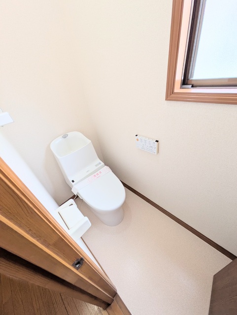 トイレ　２階にもトイレあります