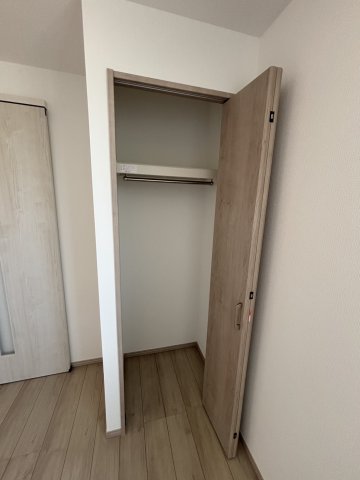 収納　※同じ間取りの別部屋の写真になります