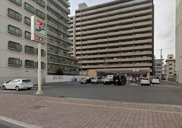 コンビニ　セブンイレブン厚生町東店（コンビニ）まで446m
