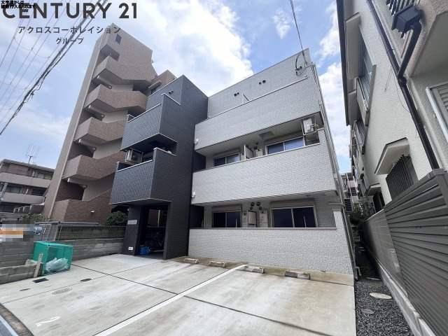 建物外観　TVモニター付きインターホンついてます♪