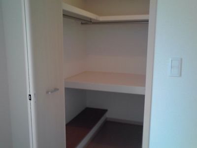 収納　ウォークインクローゼット※同タイプ・別部屋写真
