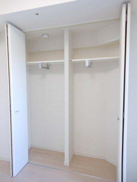 収納　クローゼット