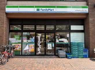 コンビニ　ファミリーマート 日本橋浜町Fタワー店（コンビニ）まで249m