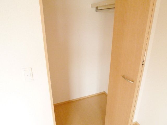 収納　★ワンステップクローゼット★