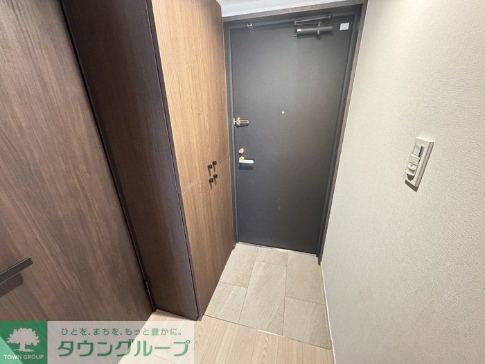 玄関　お部屋探しは株式会社　タウンハウジング　までお気軽にお問合…