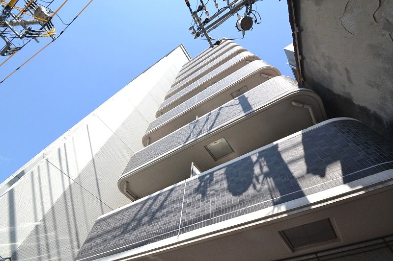 建物外観　南向き日当り良好