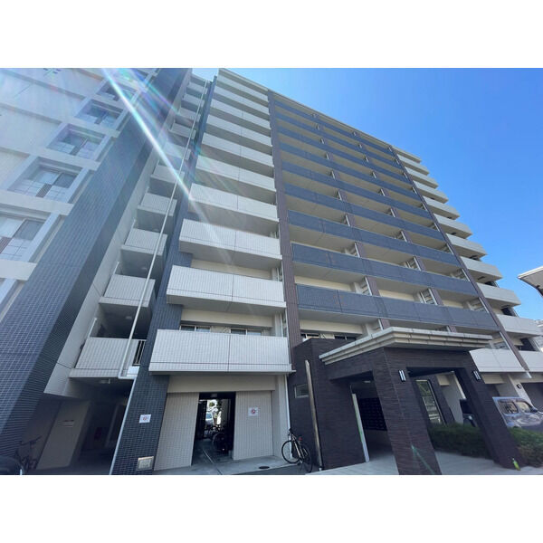 建物外観　フェリス・スクエア