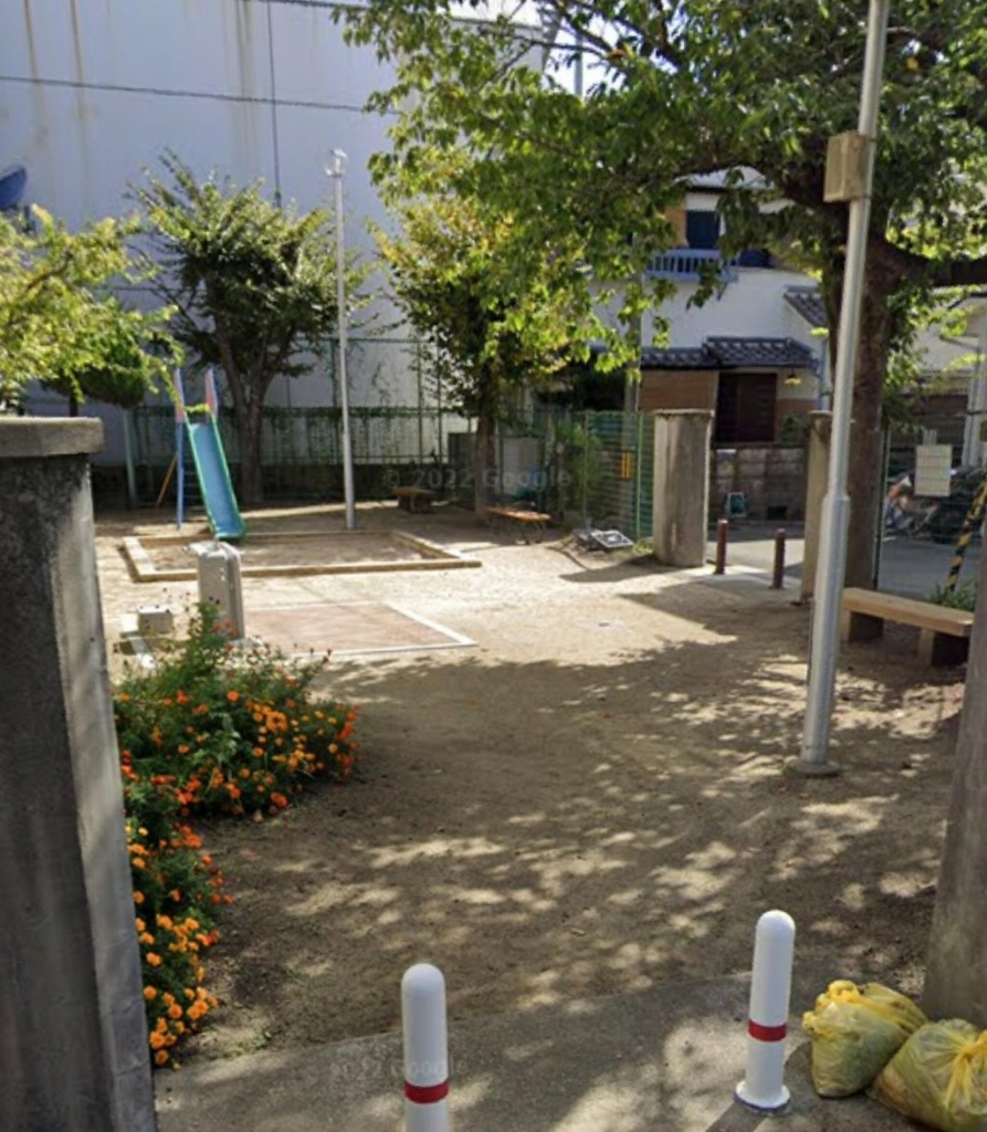 公園　蛍池西町二丁目公園（公園）まで3934m