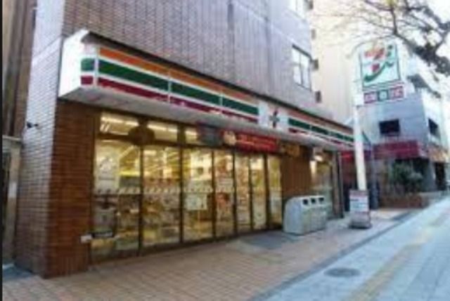 コンビニ　セブンイレブン世田谷代沢3丁目店（コンビニ）まで237m