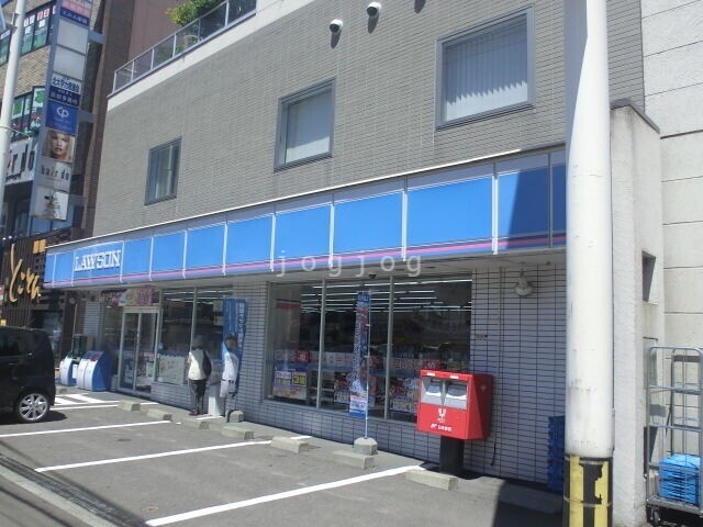 コンビニ　ローソン札幌宮ノ沢駅前店（コンビニ）まで365m