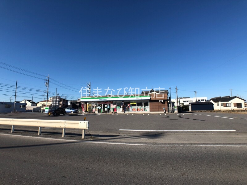 コンビニ　ファミリーマート安城大岡町店（コンビニ）まで450m