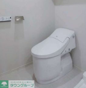 トイレ　パース写真