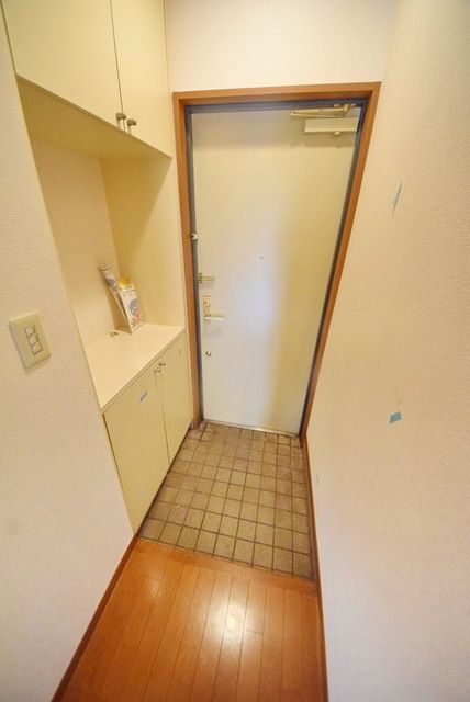 玄関　★お問い合わせはタウンハウジングまで★