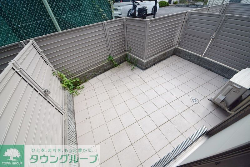 バルコニー　庭