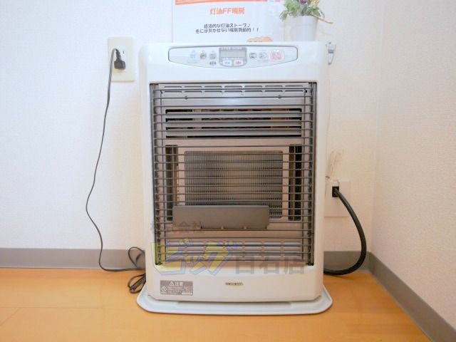 その他設備　経済的で暖かい灯油ストーブ完備しています♪