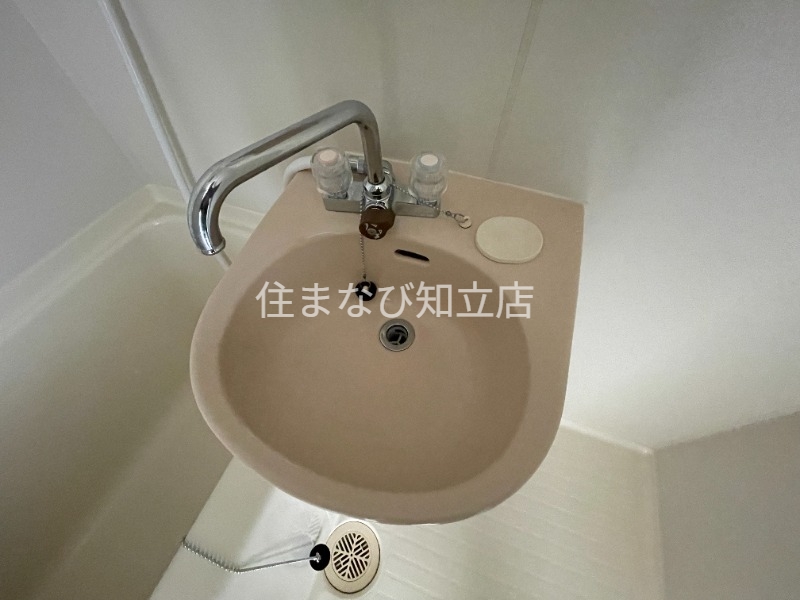 洗面設備　同型タイプ