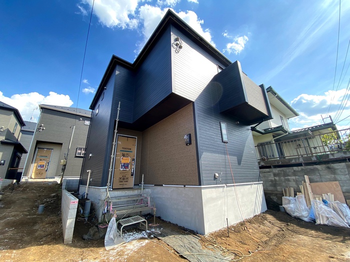 建物外観　建築中