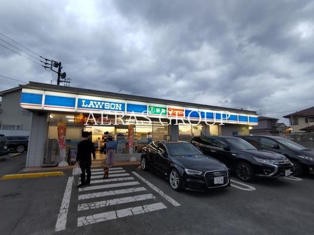 コンビニ　ローソン横浜荏子田三丁目店（コンビニ）まで330m
