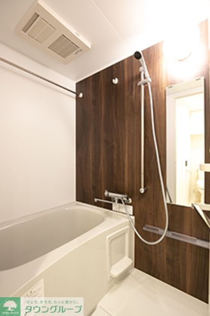バス・シャワールーム　※写真は同タイプ住戸です。