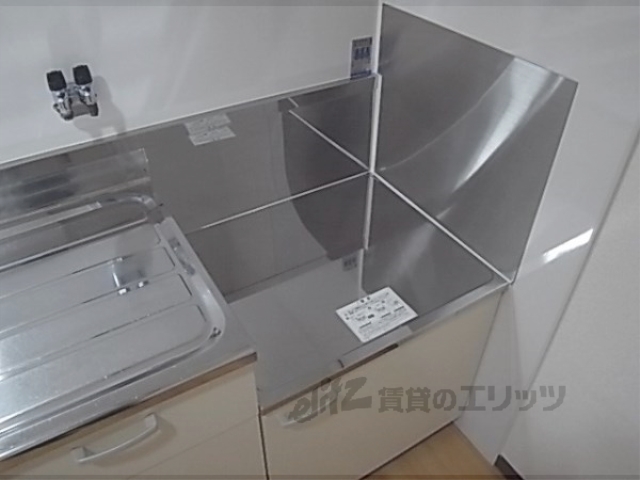 キッチン　コンロ置き場