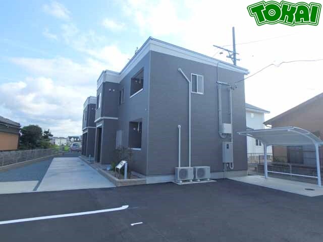 建物外観　外観写真（昼）