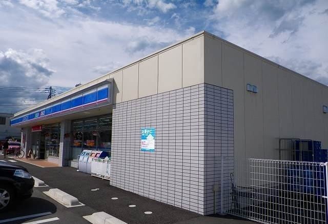 コンビニ　ローソン御殿場新橋東店（コンビニ）まで450m
