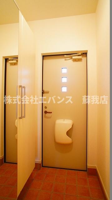 玄関　落ち着いた玄関です
