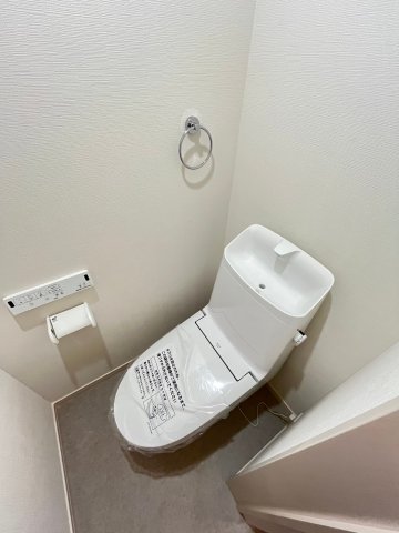 トイレ　同施工会社施工物件の参考写真になります※現況優先