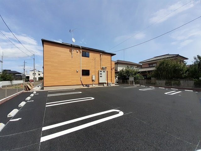駐車場　車をお持ちの方に嬉しい駐車場付きの物件です