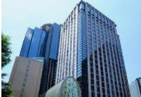 ショッピングセンター　新宿オークシティ（ショッピングセンター）まで328m