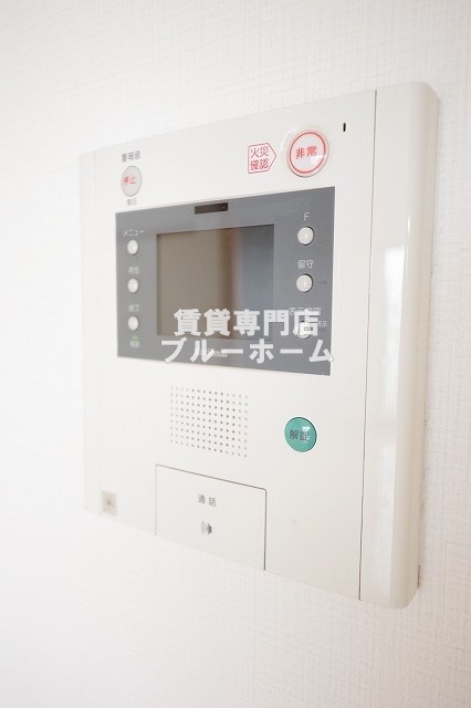 セキュリティ　モニター付きインターホン！
