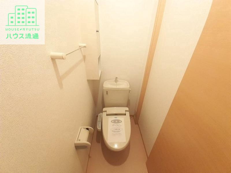トイレ　※別号室の写真です