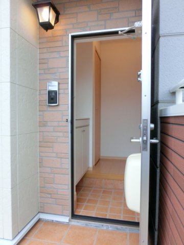 玄関　明るい玄関です