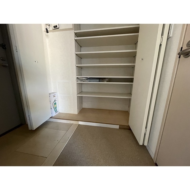 その他　写真は同タイプ住居です。
