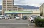 コンビニ　ファミリーマート 御影塚町店（コンビニ）まで165m