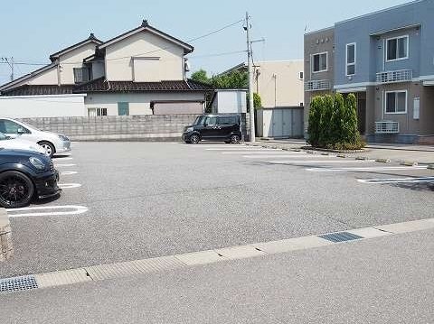 駐車場　駐車場です