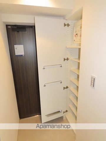 都営新宿線 大島駅 徒歩3分 6階建 築7年の内装写真