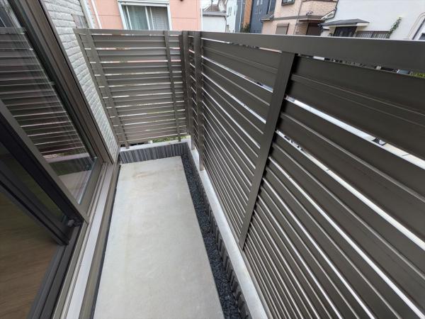 バルコニー　バルコニー（テラス）