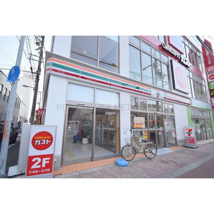 コンビニ　セブンイレブン　地下鉄蒲生四丁目駅前店（コンビニ）まで190m