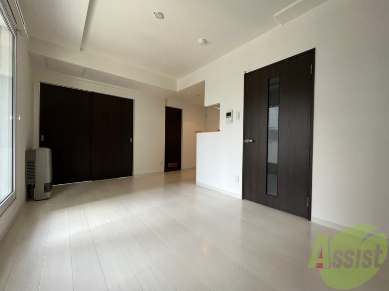 居室・リビング　広くてキレイなお部屋が広がっていて、充実した生活が送れそう。