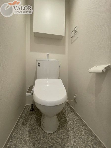 ＪＲ京浜東北線 根岸駅 徒歩9分 3階建 築3年のトイレ写真