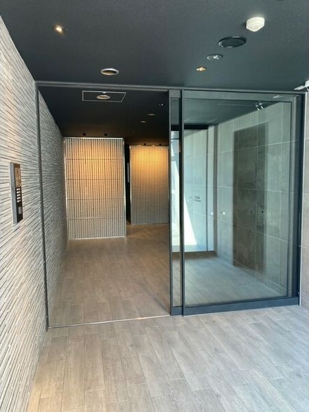 エントランス　名古屋で一番初期費用の安い賃貸専門の不動産会社です(^^)
