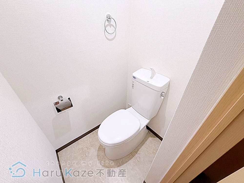名鉄名古屋本線 本星崎駅 徒歩13分 4階建 築50年のトイレ写真