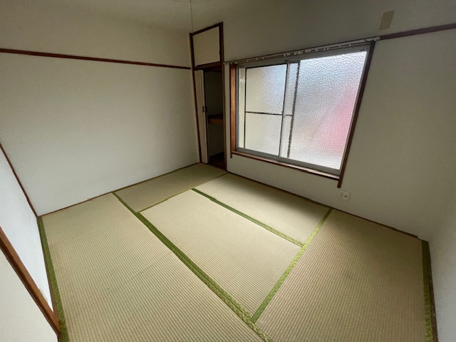 深草泓ノ壺町貸家の内装写真