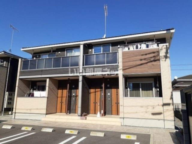 ＪＲ宇都宮線 石橋駅 バス乗車時間：20分 最寄りバス停で下車 徒歩14分 築8年