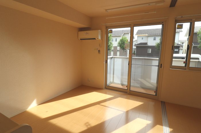 Nadesikoの居間写真